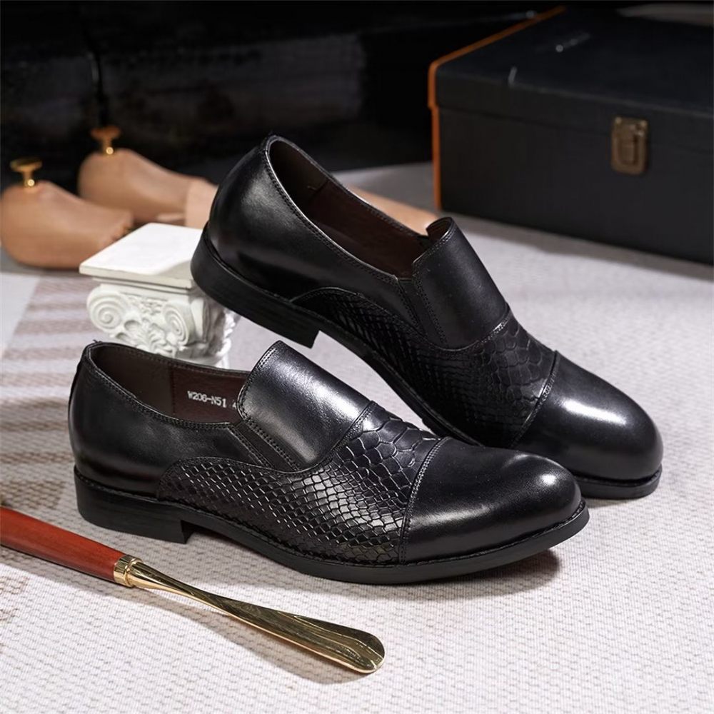 Chaussures Habillées Pour Hommes Sophisticate's Slip-on Leather Elegance - Noir